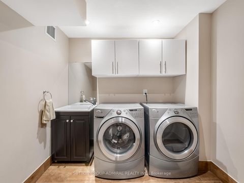 Photo 24 at 76 Orion Avenue, Vellore Village, Vaughan