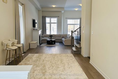 Photo 4 at 1136 Wilmington Avenue, Kedron, Oshawa