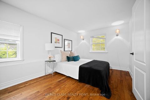 Photo 18 at 118 Anndale Drive, Willowdale East, Toronto