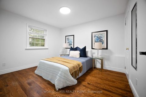 Photo 25 at 118 Anndale Drive, Willowdale East, Toronto