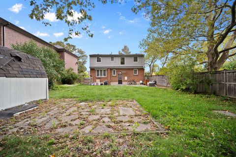 Photo 28 at 118 Anndale Drive, Willowdale East, Toronto