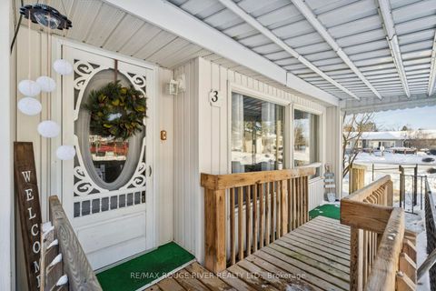 Photo 3 at 35 Hawthorne Drive, Rural Innisfil, Innisfil