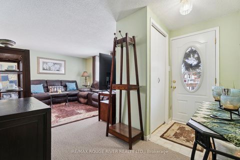 Photo 5 at 35 Hawthorne Drive, Rural Innisfil, Innisfil