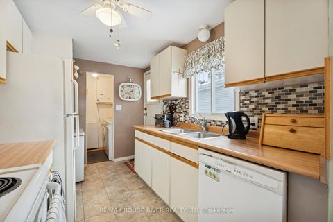 Photo 16 at 35 Hawthorne Drive, Rural Innisfil, Innisfil