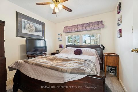 Photo 23 at 35 Hawthorne Drive, Rural Innisfil, Innisfil