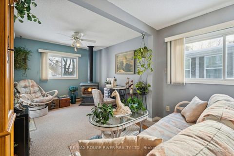 Photo 30 at 35 Hawthorne Drive, Rural Innisfil, Innisfil