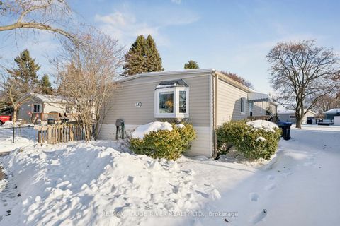 Photo 40 at 35 Hawthorne Drive, Rural Innisfil, Innisfil