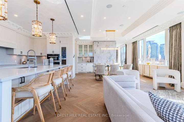 Photo 9 at 602 - 128 Hazelton Avenue, Annex, Toronto