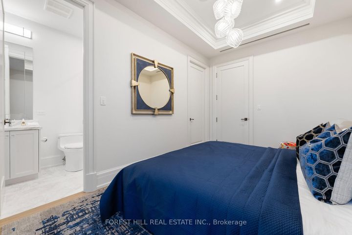 Photo 41 at 602 - 128 Hazelton Avenue, Annex, Toronto