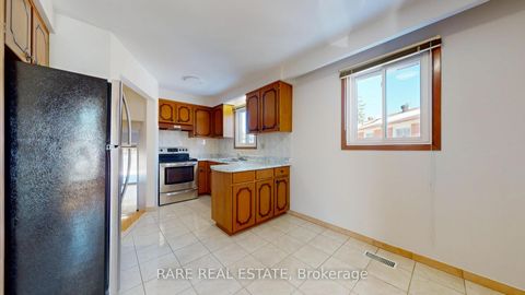 Photo 11 at 87 Pindar Crescent, Pleasant View, Toronto