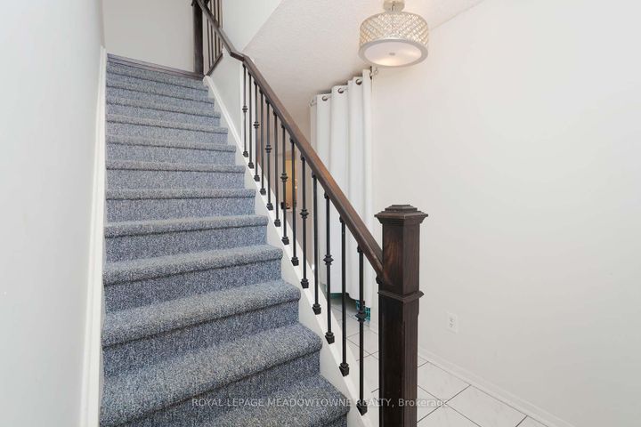 Photo 16 at 32 - 2075 Asta Drive S, Cooksville, Mississauga