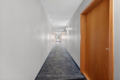 Photo 14 at 208 - 1 Quail Crescent, Ardagh, Barrie