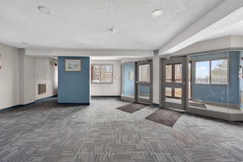 Photo 15 at 208 - 1 Quail Crescent, Ardagh, Barrie