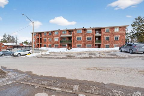 Photo 19 at 208 - 1 Quail Crescent, Ardagh, Barrie