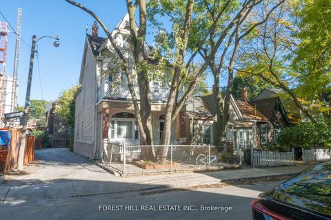 Photo 1 at 267 Seaton Street, Moss Park, Toronto
