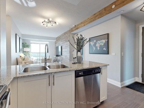 Photo 10 at LPH 2505 - 7890 Bathurst Street, Beverley Glen, Vaughan