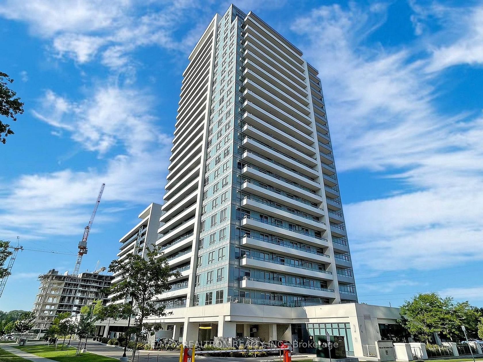 LPH 2505 - 7890 Bathurst Street, Beverley Glen, Vaughan photo number 2