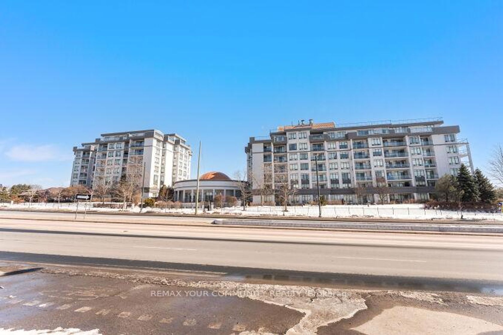 519 - 11121 Yonge Street, Devonsleigh, Richmond Hill photo number 2