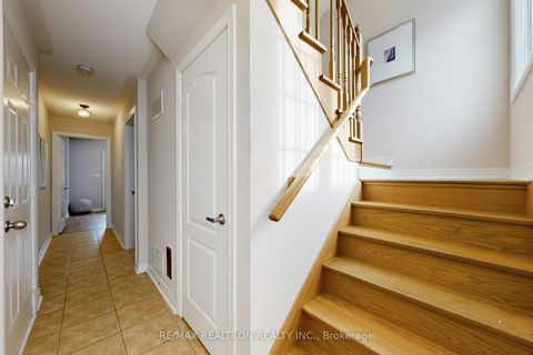 Photo 25 at 84 - 15 Old Colony Road, Oak Ridges Lake Wilcox, Richmond Hill