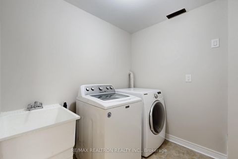 Photo 29 at 84 - 15 Old Colony Road, Oak Ridges Lake Wilcox, Richmond Hill