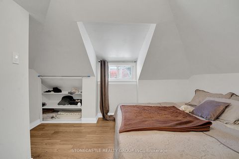 Photo 12 at 151 Richmond Street, Mill Pond, Richmond Hill