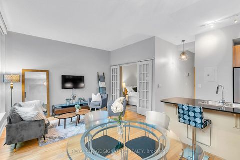 Photo 14 at G25 - 350 Wellington Street W, Waterfront Communities C1, Toronto