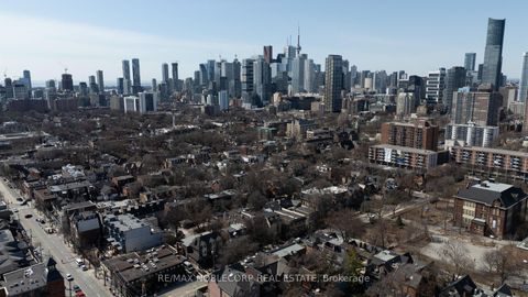 Photo 12 at 34 Winchester Street, South St. James Town, Toronto