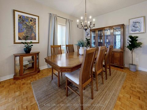 Photo 6 at 29 Monterey Road, Sonoma Heights, Vaughan