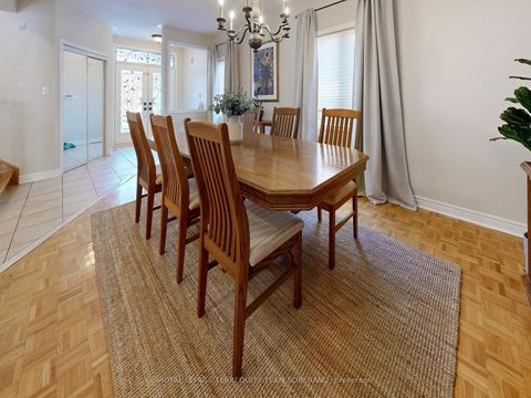 Photo 7 at 29 Monterey Road, Sonoma Heights, Vaughan