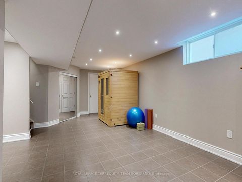 Photo 34 at 29 Monterey Road, Sonoma Heights, Vaughan