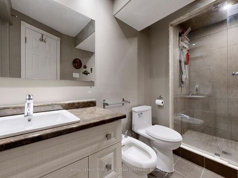 Photo 43 at 29 Monterey Road, Sonoma Heights, Vaughan