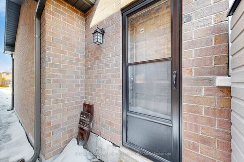 Photo 46 at 29 Monterey Road, Sonoma Heights, Vaughan