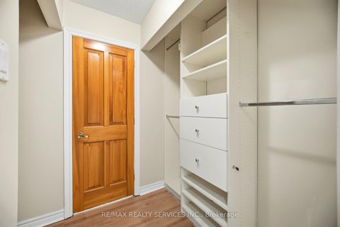 Photo 22 at 514 Grove Street E, Grove East, Barrie