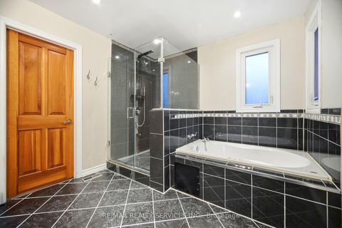 Photo 25 at 514 Grove Street E, Grove East, Barrie