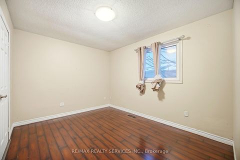 Photo 30 at 514 Grove Street E, Grove East, Barrie