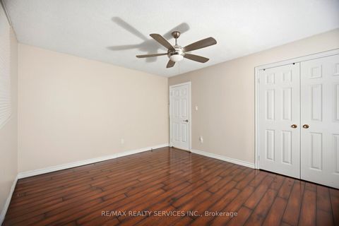 Photo 32 at 514 Grove Street E, Grove East, Barrie