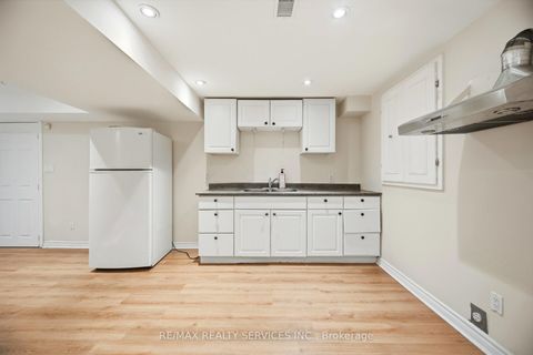 Photo 37 at 514 Grove Street E, Grove East, Barrie