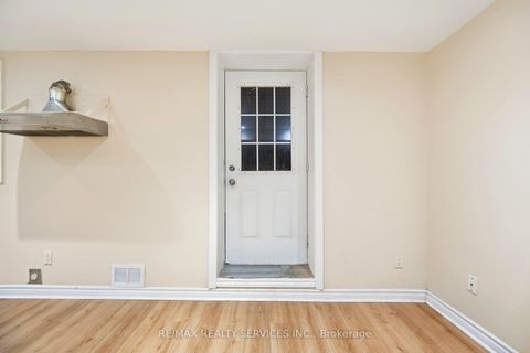 Photo 46 at 514 Grove Street E, Grove East, Barrie