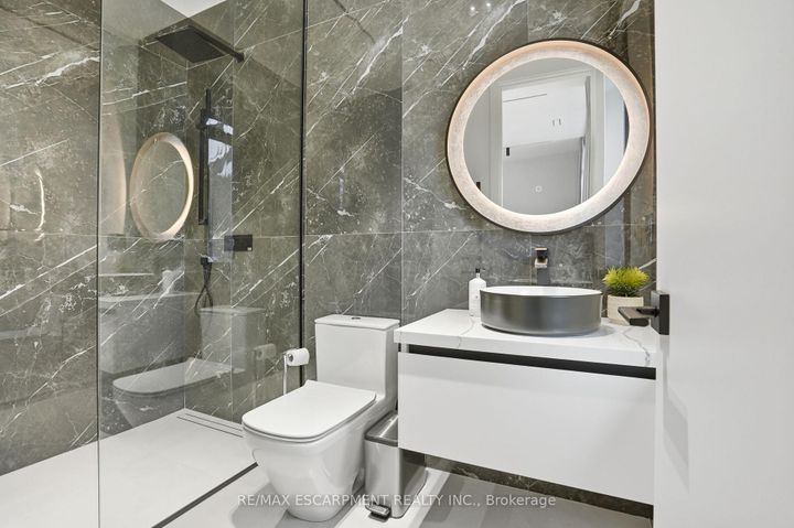 Photo 34 at 1441 Lochlin Trail, Mineola, Mississauga