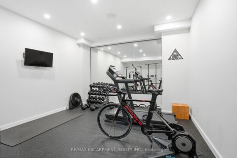 Photo 40 at 1441 Lochlin Trail, Mineola, Mississauga