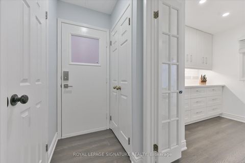 Photo 11 at 50 Eleanor Circle, South Richvale, Richmond Hill