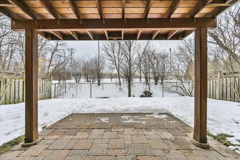 Photo 36 at 50 Eleanor Circle, South Richvale, Richmond Hill