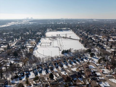 Photo 43 at 50 Eleanor Circle, South Richvale, Richmond Hill