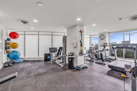 Photo 22 at 202 - 600 Queens Quay W, Waterfront Communities C1, Toronto