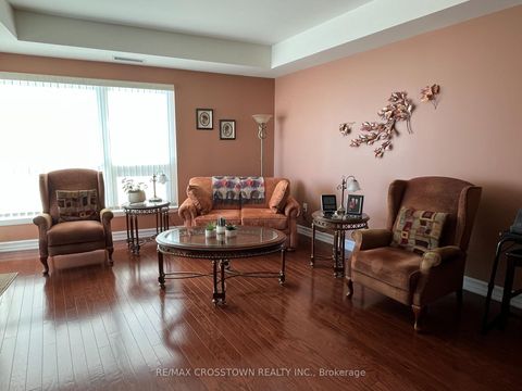 Photo 5 at 406 - 6 Toronto Street, City Centre, Barrie