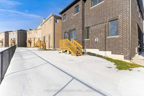 Photo 43 at 46 Boccella Crescent, Headford Business Park, Richmond Hill