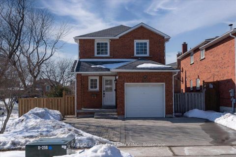 Photo 0 at 102 Wade Gate, Brownridge, Vaughan
