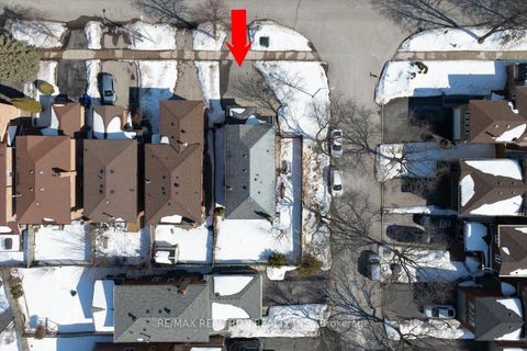 Photo 46 at 102 Wade Gate, Brownridge, Vaughan