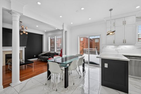 Photo 18 at 11 Froud Drive, Westbrook, Richmond Hill