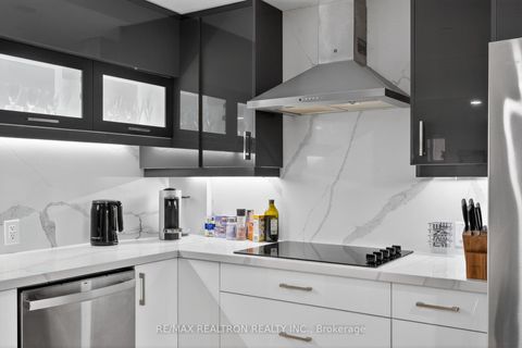 Photo 38 at 11 Froud Drive, Westbrook, Richmond Hill